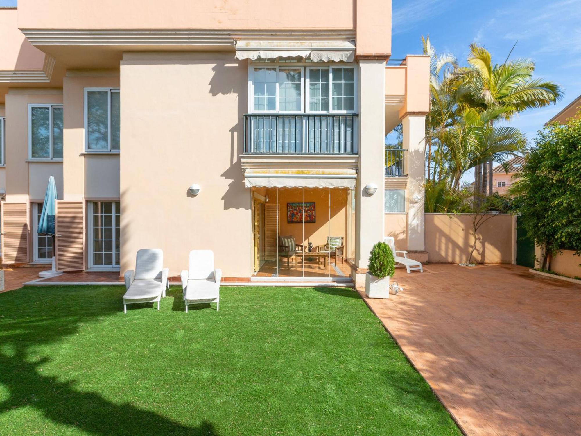Mar Bella - In Free Wifi Holiday home Marbella